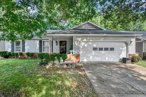 2530 S Regina Ave, Springfield, MO 65807 photo 1