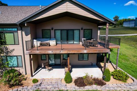 1306 Discovery Bay Dr, Shell Knob, MO 65747 photo 1