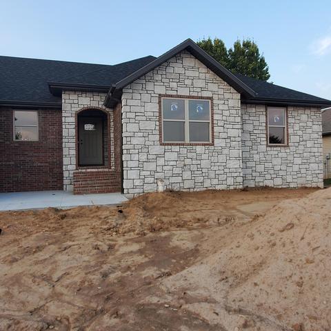 3937 W Durango Ct, Springfield, MO 65810 photo 1