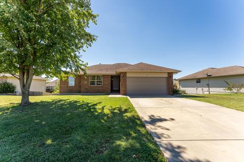 561 N Jester Ave, Republic, MO 65738 photo 1