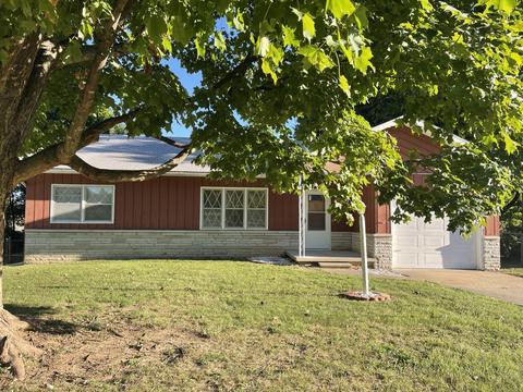 825 E Smith St, Springfield, MO 65803 photo 1
