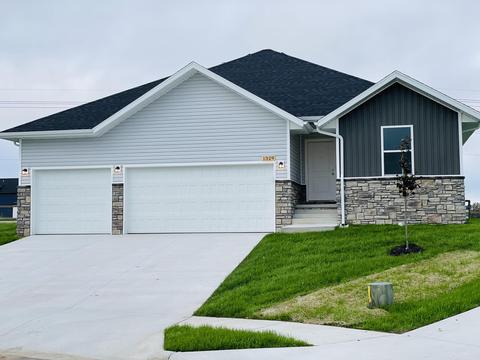 1329 Barnard Ct, Republic, MO 65738 photo 1
