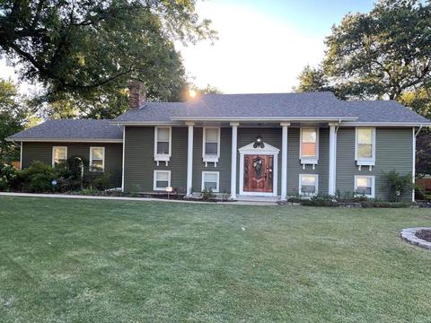 2333 S Hilton Ave, Springfield, MO 65807 photo 1