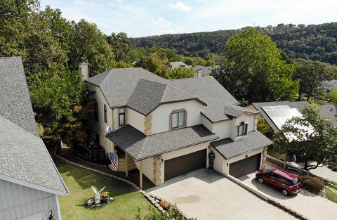 203 Eagle Pointe Dr, Branson, MO 65616 photo 1