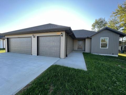 421 S Hudson Ave, Republic, MO 65738 photo 1