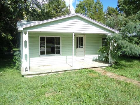 121 E Mill St, Buffalo, MO 65622 photo 1