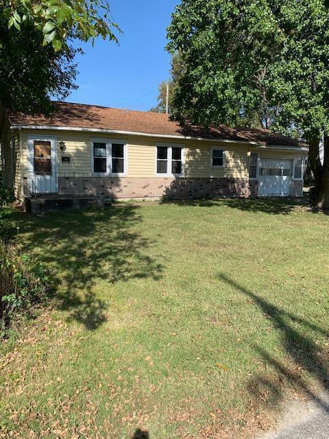 402 E 13th St, Lamar, MO 64759 photo 1