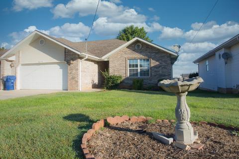 1593 E Redrex St, Springfield, MO 65804 photo 1