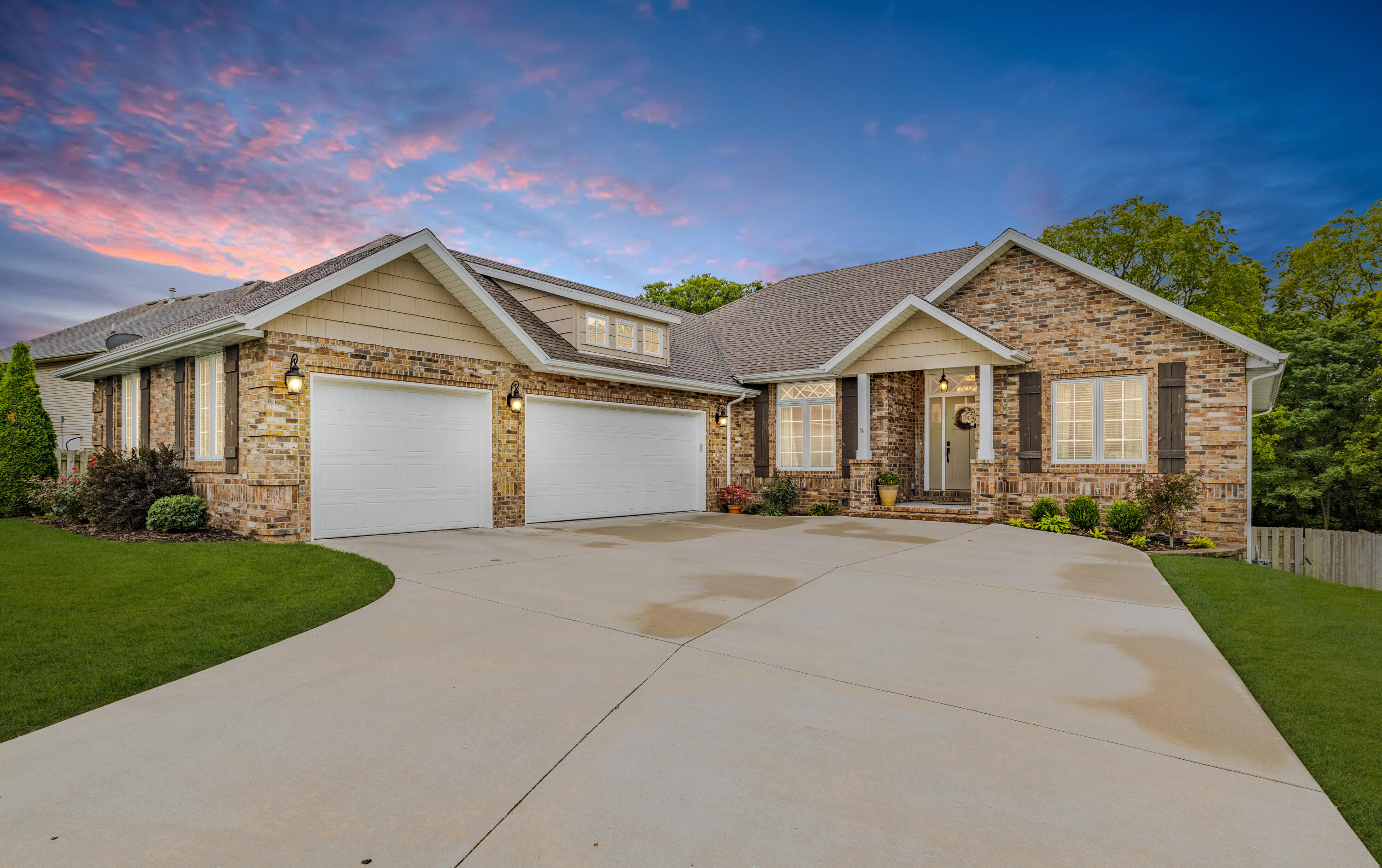4405 E Kanata Ct, Springfield, MO 65802 photo 1
