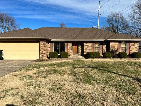 437 E Greenwood St, Springfield, MO 65807 photo 1