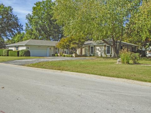 1225 E Logan St, Republic, MO 65738 photo 1