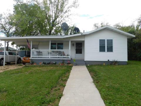 607 2nd St, Cabool, MO 65689 photo 1
