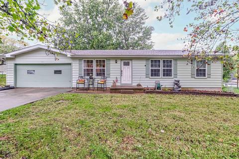 627 Pershing St, Willard, MO 65781 photo 1