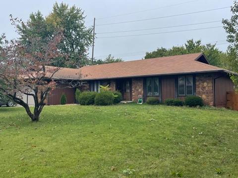 2273 E Meadow Dr, Springfield, MO 65804 photo 1