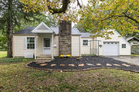 2258 E Kirkwood St, Springfield, MO 65804 photo 1