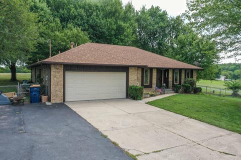 3136 N Farm Rd 137, Springfield, MO 65803 photo 1