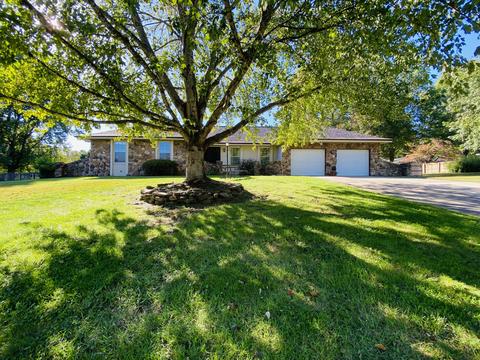 4853 S Charleston Ave, Springfield, MO 65804 photo 1
