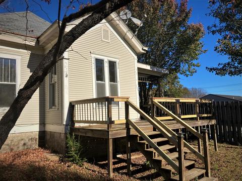 306 Market St, Thayer, MO 65791 photo 1