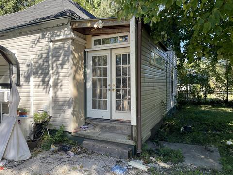 2507 E Atlantic St, Springfield, MO 65803 photo 1