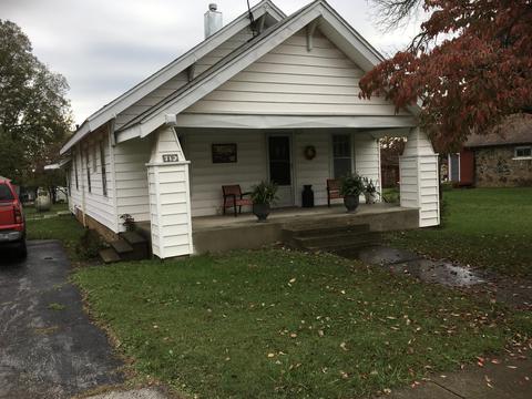 712 E Main St, Walnut Grove, MO 65770 photo 1