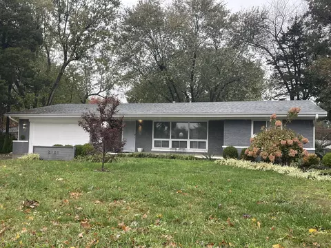 2121 E Claiborne St, Springfield, MO 65804 photo 1