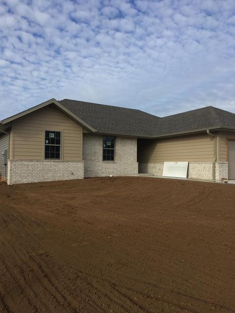 1051 S Meteor Ave, Springfield, MO 65802 photo 1