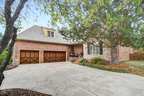 3026 W Cantebury St, Springfield, MO 65810 photo 1
