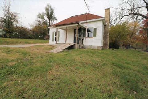 1300 Martin Ave, Ava, MO 65608 photo 1