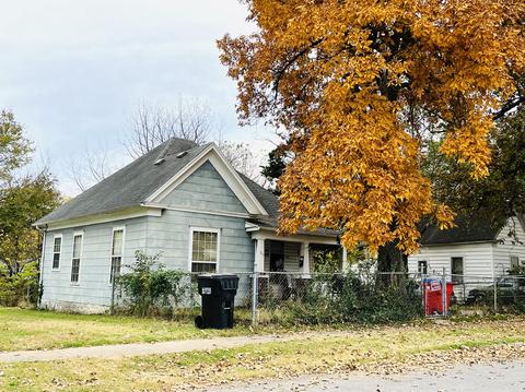 2048 N Rogers Ave, Springfield, MO 65803 photo 1