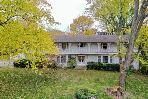 2820 E Covington Cir, Springfield, MO 65804 photo 1