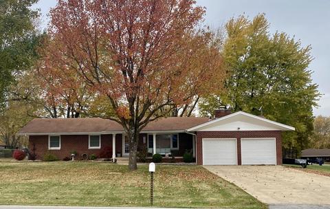 611 N Locust St, Marshfield, MO 65706 photo 1