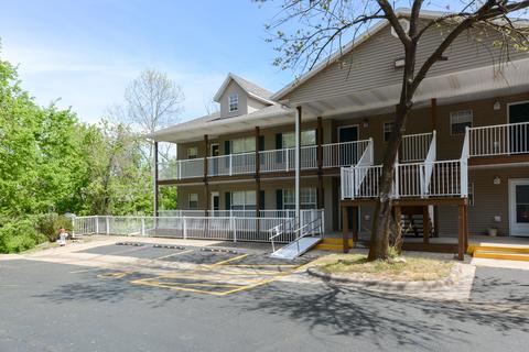 34 Golfshores Unit 2 Dr #2, Branson, MO 65616 photo 1