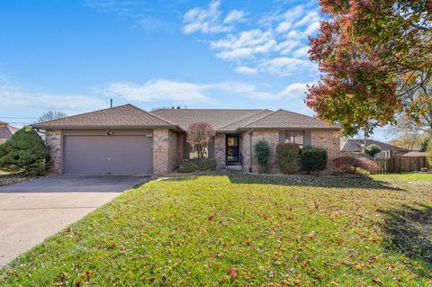 3525 S Pickwick Ave, Springfield, MO 65804 photo 1