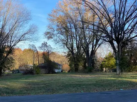 936 Pine Ave, Cabool, MO 65689 photo 1