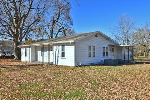 2747 W Jean St, Springfield, MO 65803 photo 1
