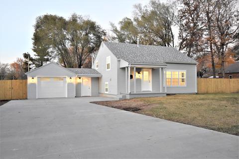 1723 W Cherokee St, Springfield, MO 65807 photo 1