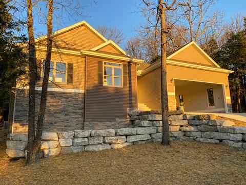 137 Spring Ct, Branson, MO 65616 photo 1