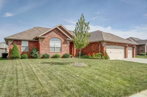 3702 N Boonville Ave, Springfield, MO 65803 photo 1