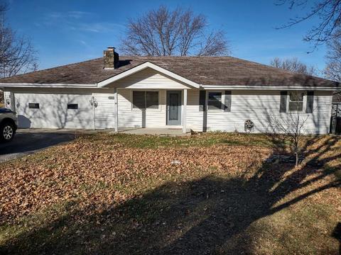1015 Smith Ave, Marshfield, MO 65706 photo 1