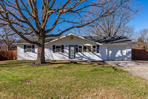 419 N Dill St, Marshfield, MO 65706 photo 1