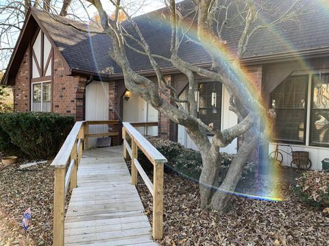 1738 E Camino Alto St, Springfield, MO 65804 photo 1