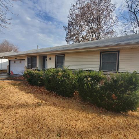 2946 S Roanoke Ave, Springfield, MO 65807 photo 1