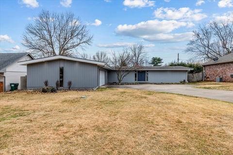 3542 E Whitehall Dr, Springfield, MO 65809 photo 1