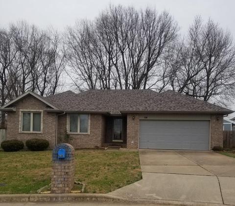 2814 S Pinehurst Ave, Springfield, MO 65807 photo 1