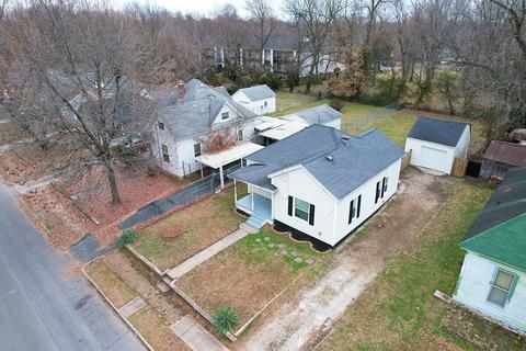 910 S Missouri Ave, Springfield, MO 65806 photo 1