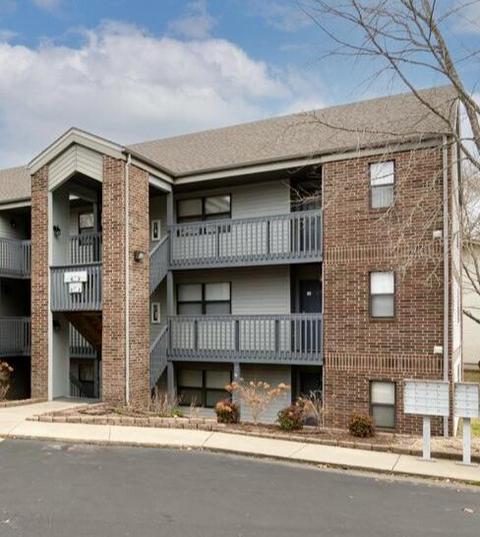 128 Bunker Ridge Dr #8, Branson, MO 65616 photo 1