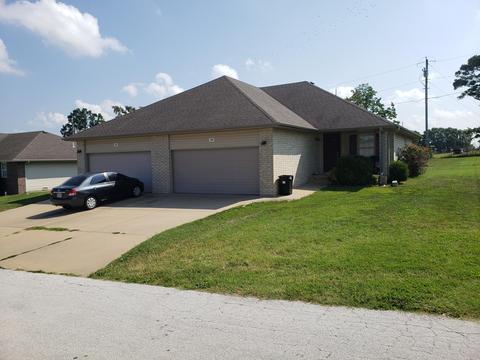 108 E 110 E Terrace Ct, Sparta, MO 65753 photo 1