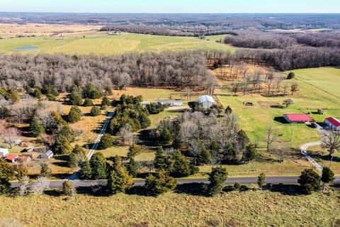 1972 Greer Creek Rd, Marshfield, MO 65706 photo 1