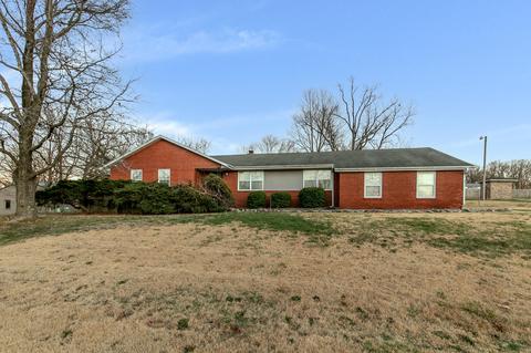 145 Kansas Dr, Ozark, MO 65721 photo 1