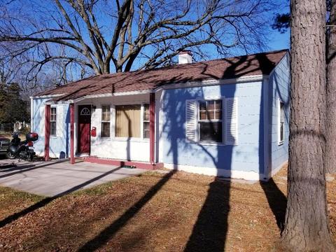 1101 E Cherokee St, Springfield, MO 65807 photo 1